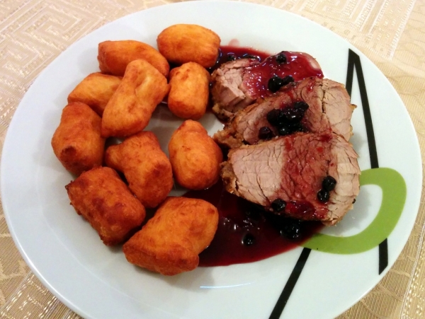 Áfonyaszósz  sültekhez