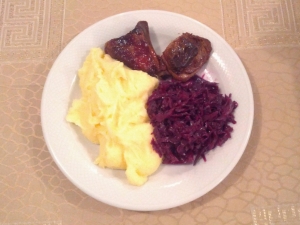 Almás párolt káposzta